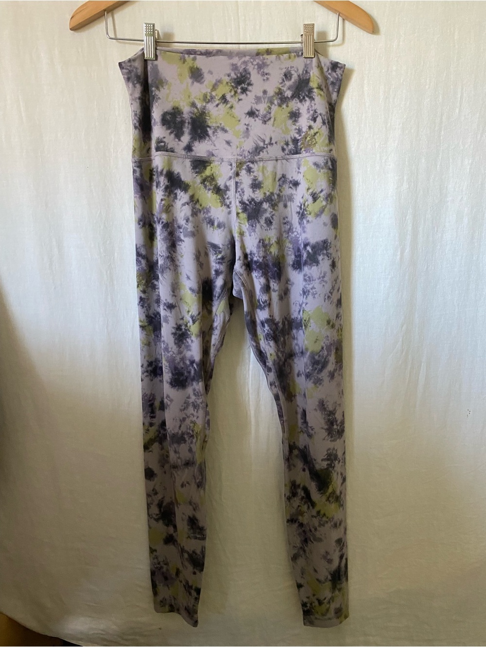 lululemon athletica Tie-Dye High-Rise Leggings in Lavender and Olive